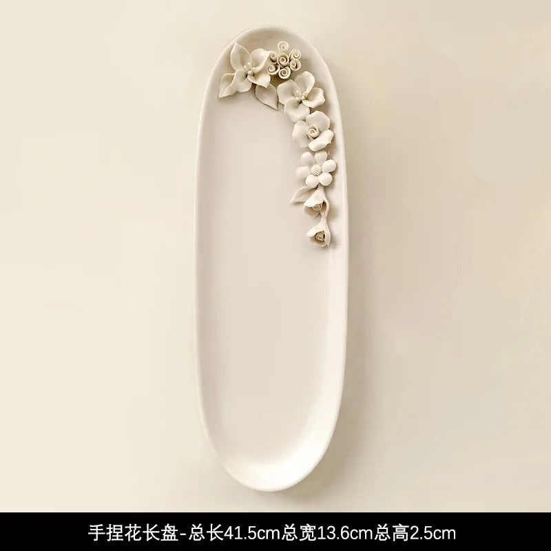 vase decoratif blanc roses relief porcelaine classique tasse bol plat boite rond coeur carreeDecoration