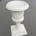 vase noir blanc rayures horizontales intérieur extérieur décoration jardin maison