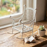 chaises table miniature métal grillagé vintage beige coussin serviette