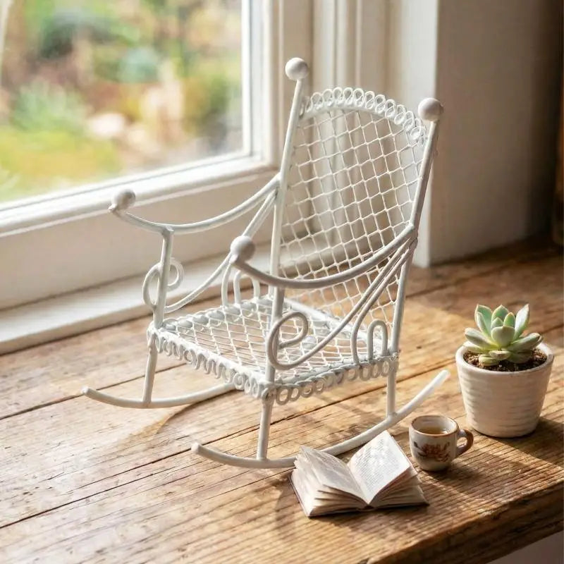 chaises table miniature métal grillagé vintage beige coussin serviette