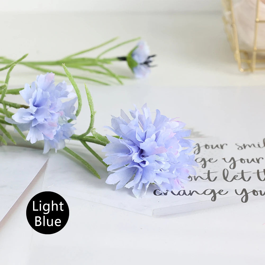 bouquet fleurs artificielles soie bleu blanc violet vert intérieur décoration champêtre minimaliste festive mariage