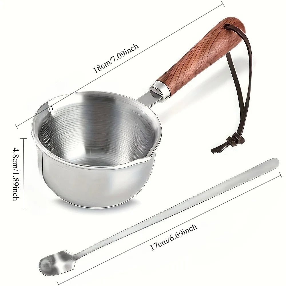 pichet argenté anse bois outil métal corde artisanat cuisine bricolage rustique traditionnel