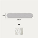 tableau mural feutre gris clips pinces objets deco cartes postales bijoux accessoires moderne minimaliste