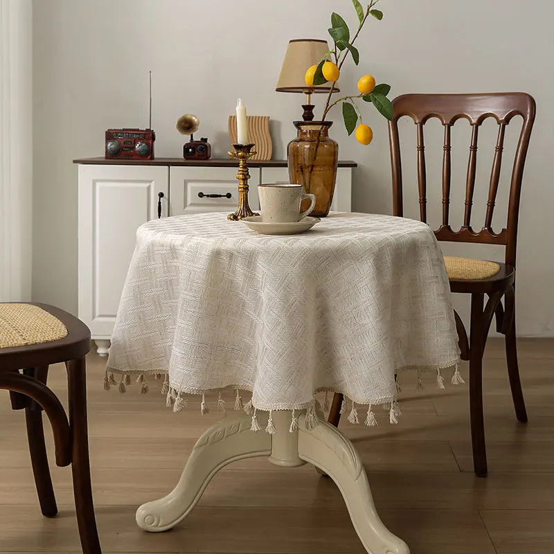 nappe tissée géométrique blanche crème tasselée classique maison événement festif