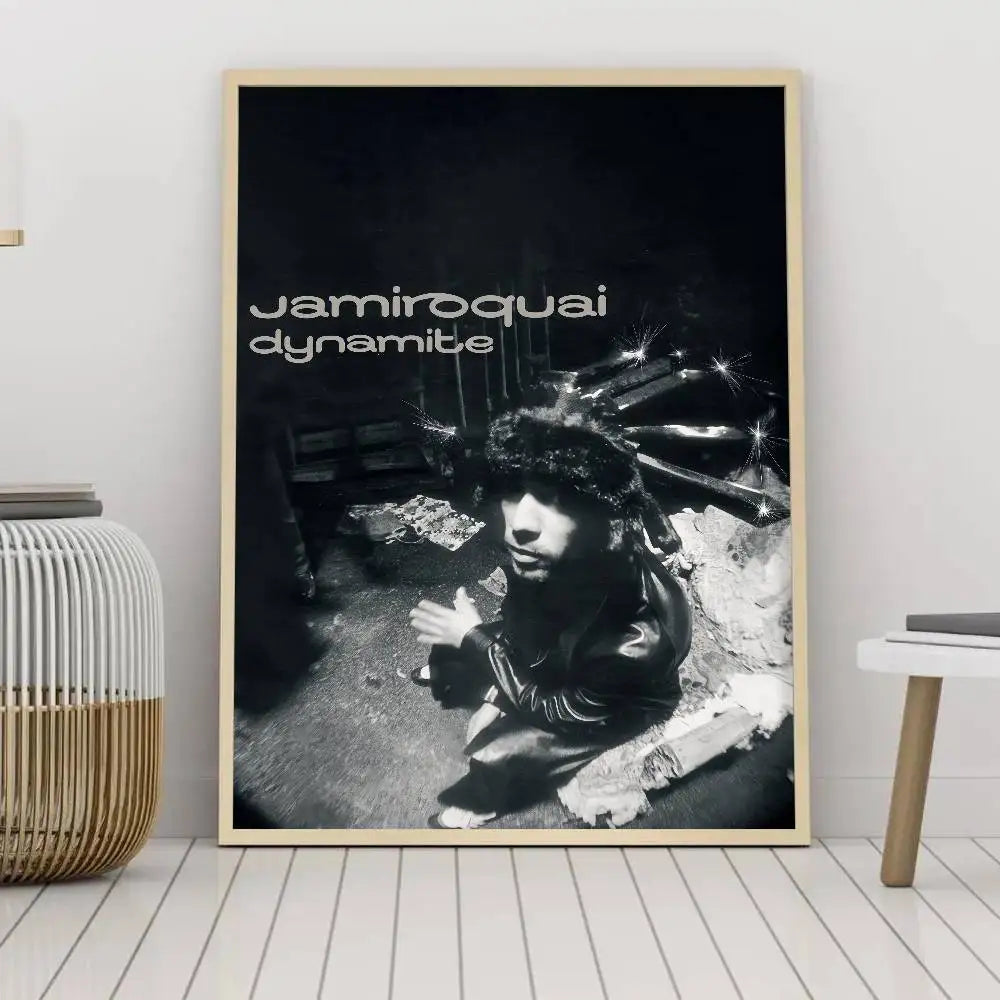 affiche moderne jamiroquai noir jaune blanche silhouette personnage minimaliste papier opaque chambre bar