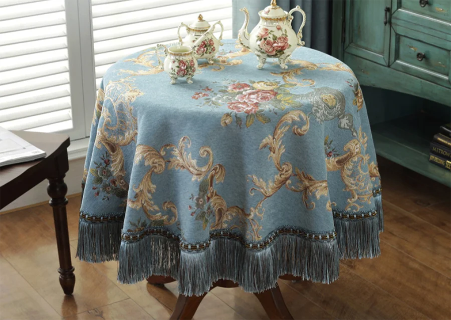 nappe table ronde brodée fleurs roses classique vintage 140cm 180cm 200cm 230cm blanc crème