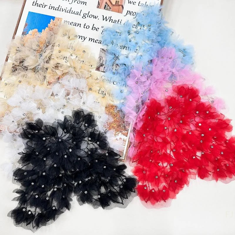 accessoire textile fleurs strass rouge bleu rose noir blanc élégant décoratif translucent