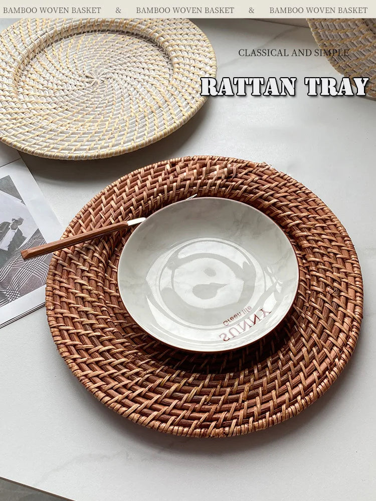 assiettes rotin naturel beige clair simple classique tissage fin décoration servir pain amuse gueules