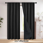 Image montrant un élégant traitement de fenêtre avec des rideaux noirs tombant en cascades douces, parfait pour ajouter une touche de sophistication à n'importe quel intérieur domestique. Un produit clé pour ceux qui recherchent des solutions de décoration de fenêtre haut de gamme.