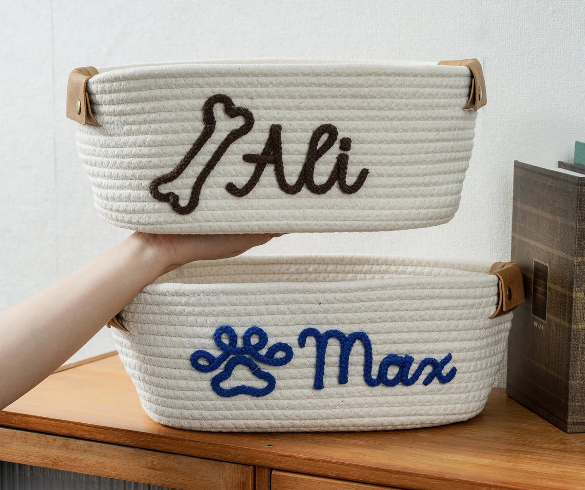 panier moderne confortable peluche coton embroidery couleurs blanc gris rose vert rouge marron poignées