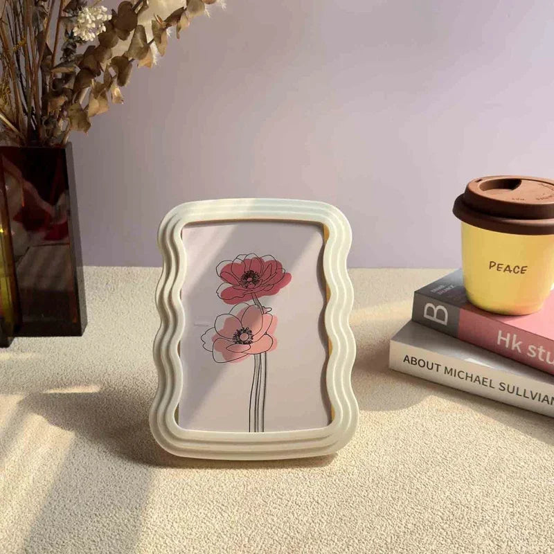 cadres photo modernes motifs floraux chats couleur vert rose blanc deco