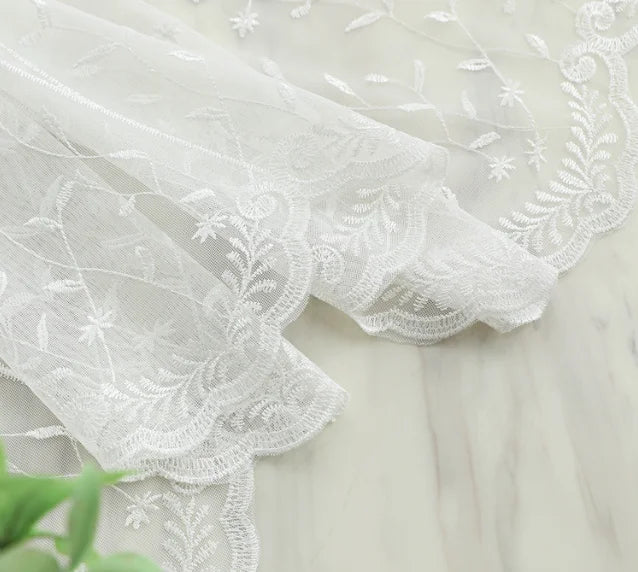 rideau blanc fleurs brodées tulle polyester classique translucide salon chambre