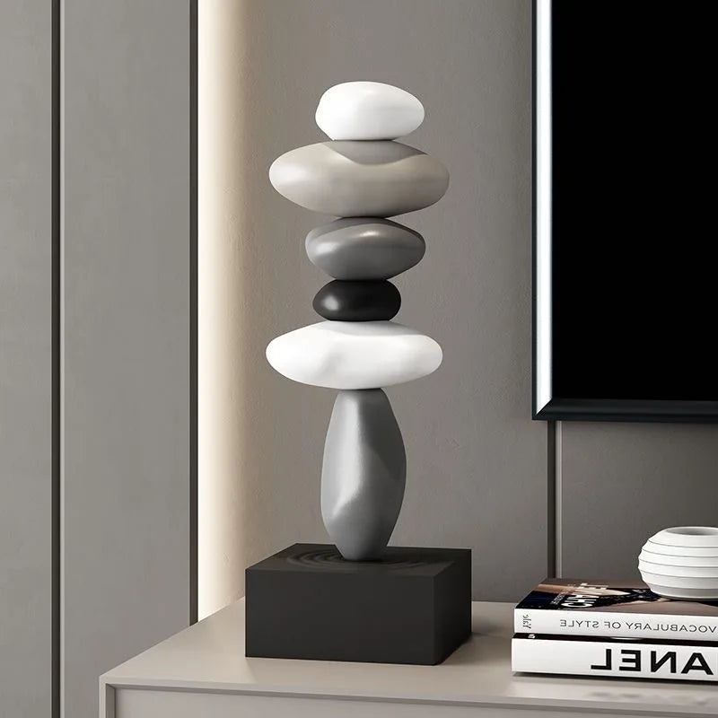 Sculpture moderne résine blanche gris noir lisse inspiration naturelle minimaliste base carrée noire