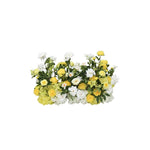 décoration florale artificielle mariage extérieur roses jaunes blanches hortensias verts