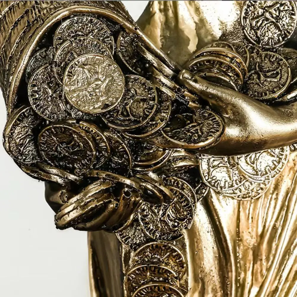 statue déesse antique dorée reliefs détaillés corne abondance couronne voile base pièces chance fortune