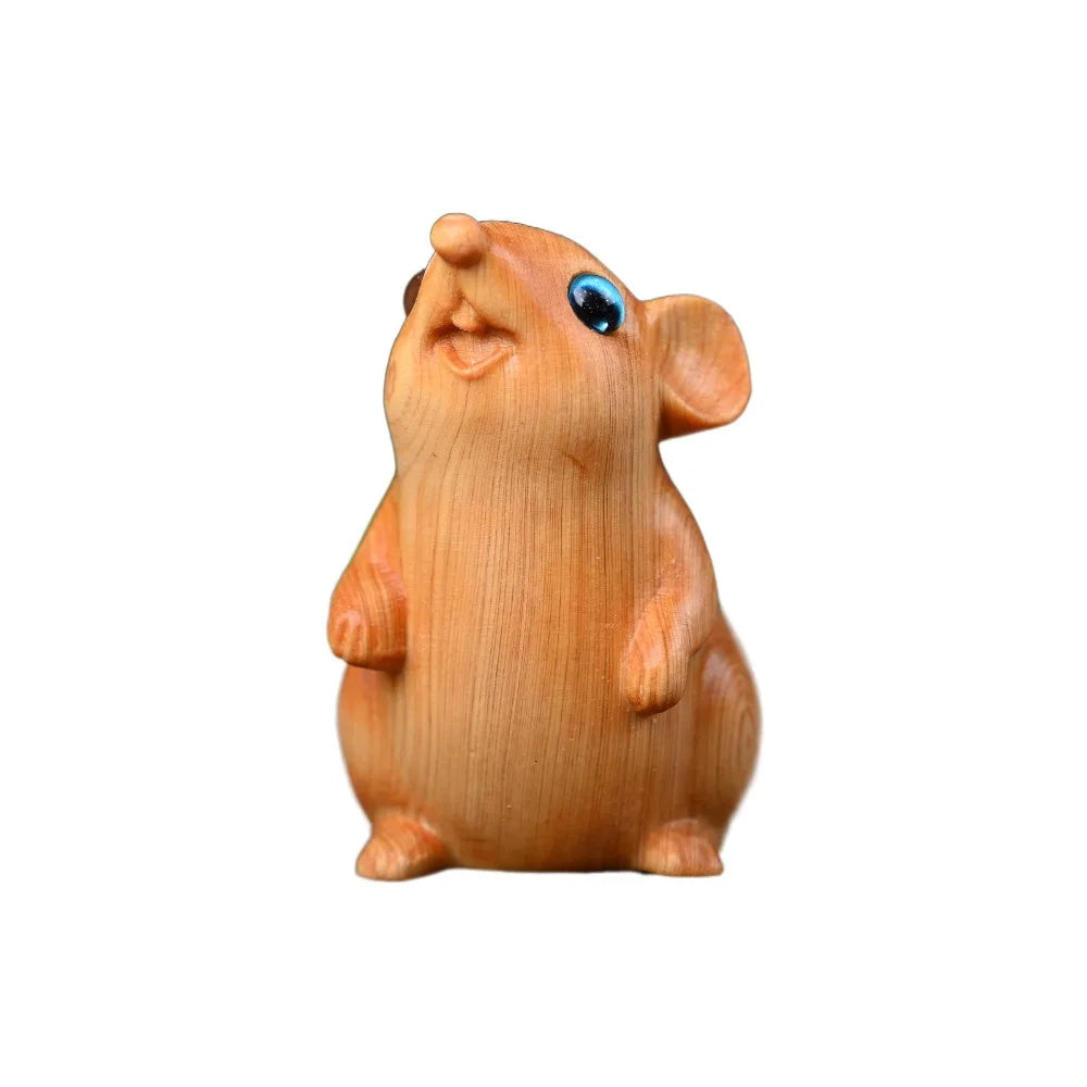 statue animale stylisée souris hamster yeux bleus sculpture bois polie décoration intérieure mignonne brune