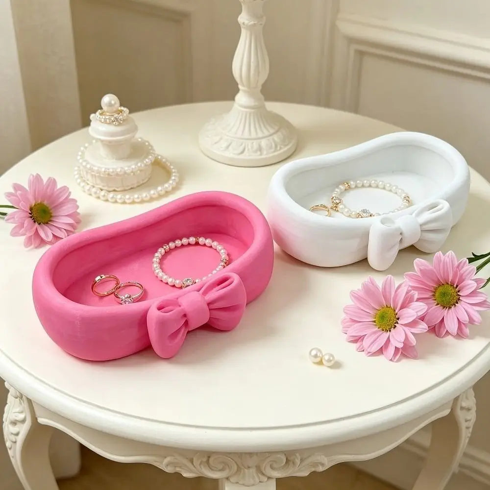 plateau bijoux rose blanc papillons relief moderne rangement oreilles bracelets anneaux porte clés elastic