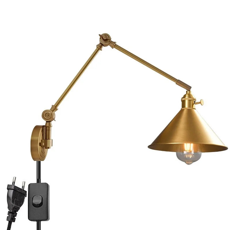 lampe murale industrielle dorée lisse fixée mur interrupteur câble électrique moderne cuisine chambre