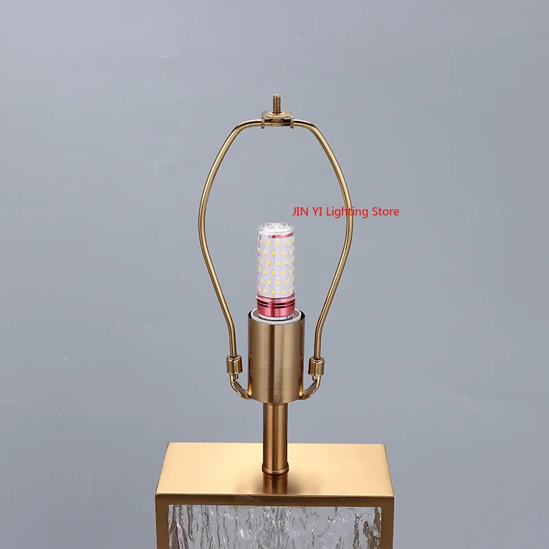 lampe table moderne abat jour texturé verre dépoli led or blanc gris