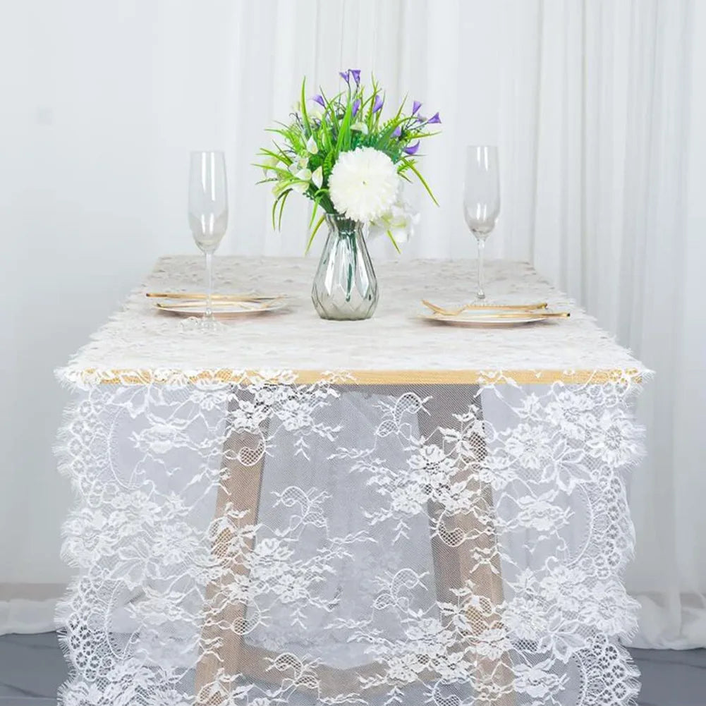 nappe table broderie florale dentelle noir blanc élégante réutilisable mariage fêteextérieurhôtel