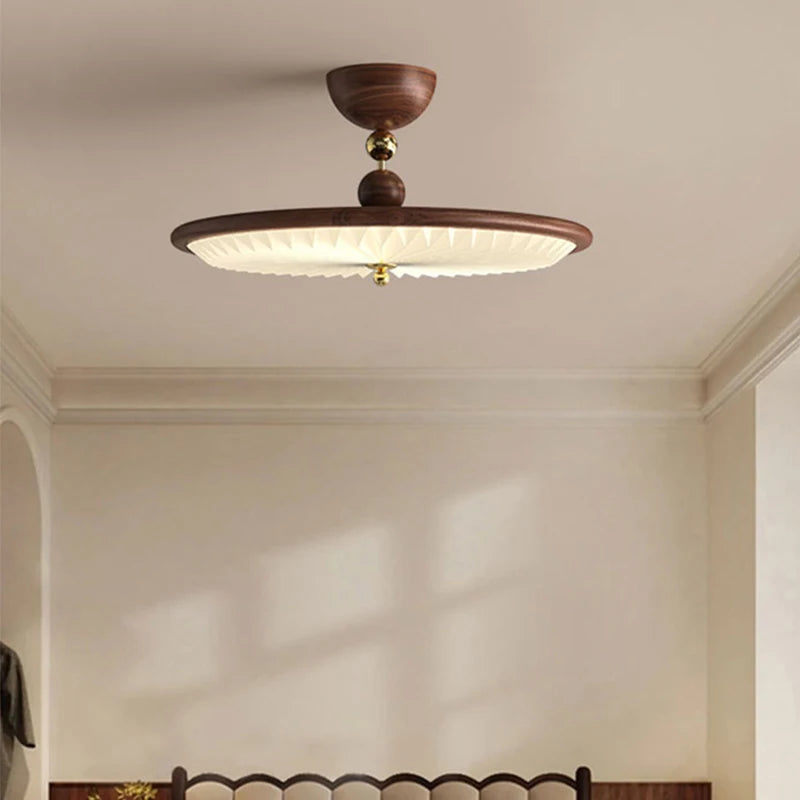 lampe moderne vintage texture bois dentelle marron blanc rouge