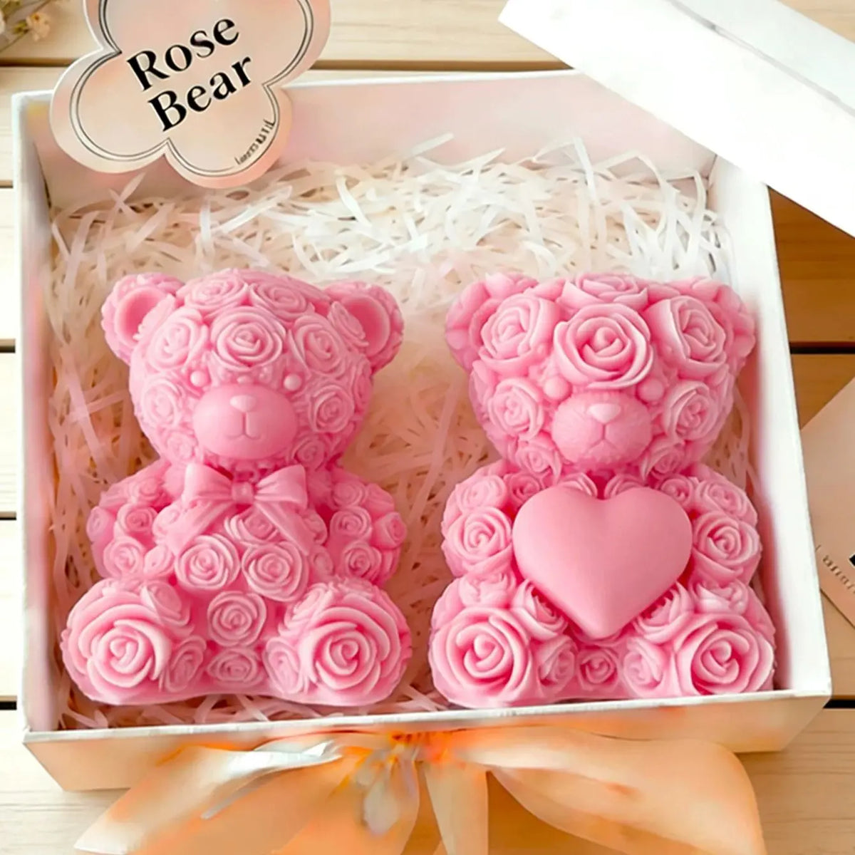 bougies parfumées ours rose cire soja décor modernes détails floraux cœur relief