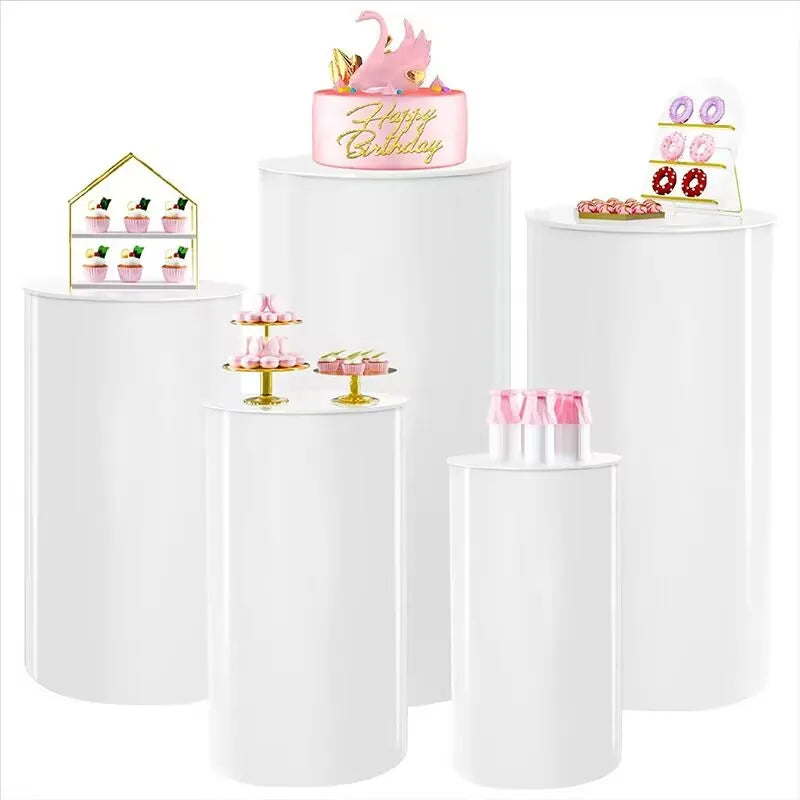 présentation support gâteau blanc acrylique moderne mariage anniversaire événement décoration festive desserts ballons