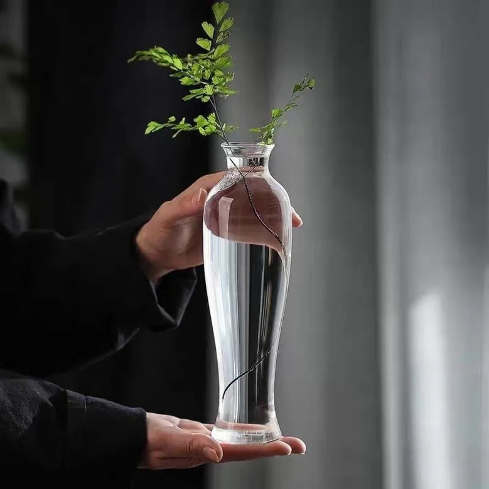 vase verre transparent minimaliste japonais fleurs branches feuilles
