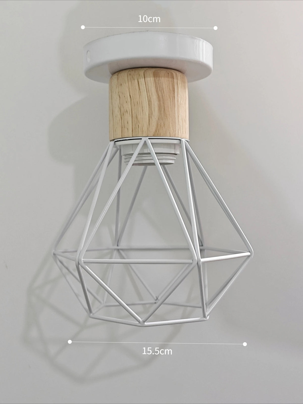suspension lumineuse industrielle cage métal finition bois naturel ampoule filament noir moderne