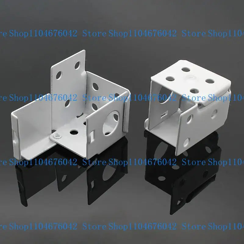 supports murals blancs modernes eyelets plaque fixation rideaux decoration salon fonctionnels