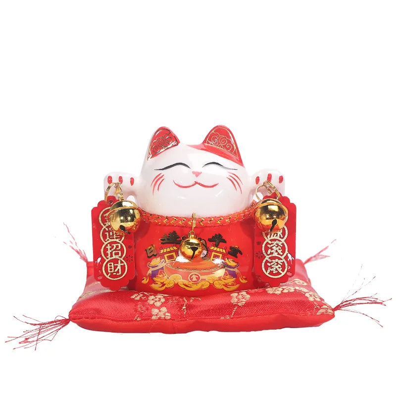 statue chat porte bonheur traditionnel chinois blanc jaune bleu symboles papillons caractères chinois