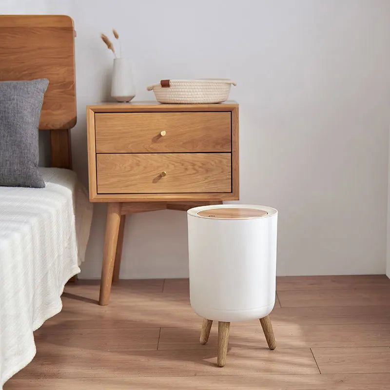 Poubelle jaune imitation bois avec pied haut pour cuisine