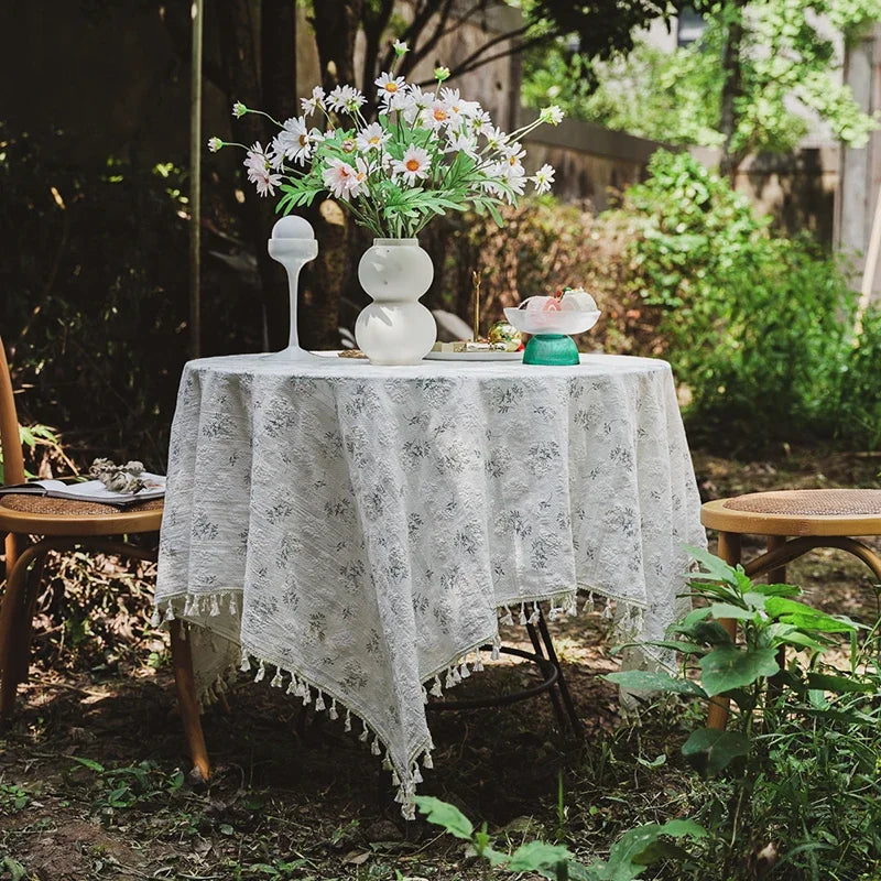 nappe table coton verte motifs floraux semi transparente classique rustique pâques noël