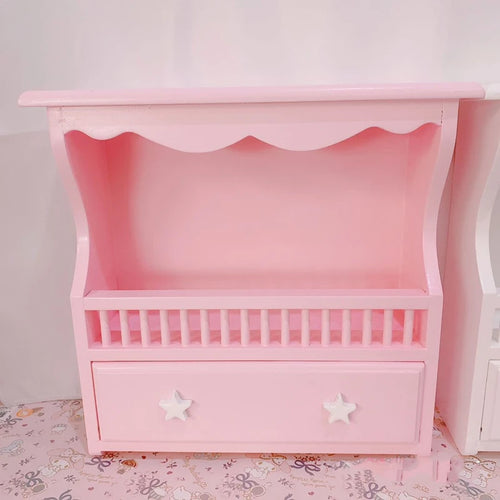 meuble tiroirs rose clair étoiles guirlande classique respectueux environnement blanc tiroirs grilles rangements