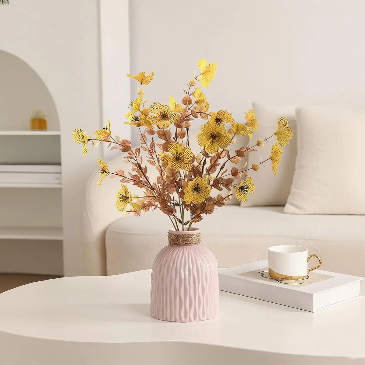 décoration extérieure anniversaire fleurs artificielles vases pots modernes rouges orangées jaunes