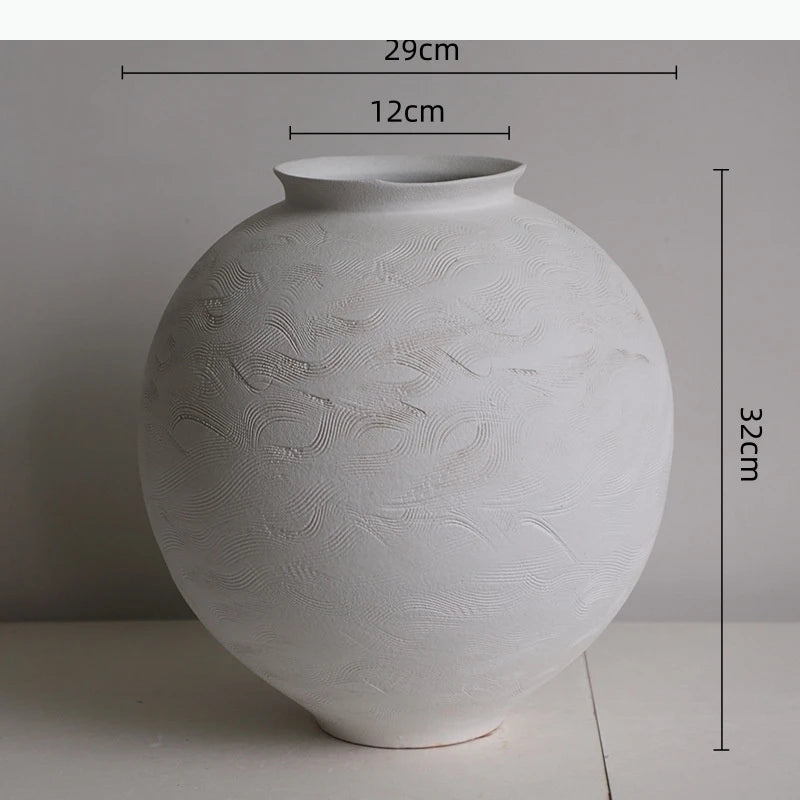 vases noirs blancs rayures verticales modernes opaques décoration maison