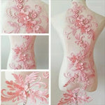 applique textile brodée floral semi transparente rose clair noir baroque