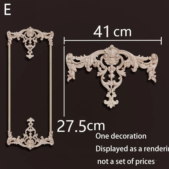 ornement mural bois blanc sculpture baroque fleurs motif classique décoration maison ancien décor