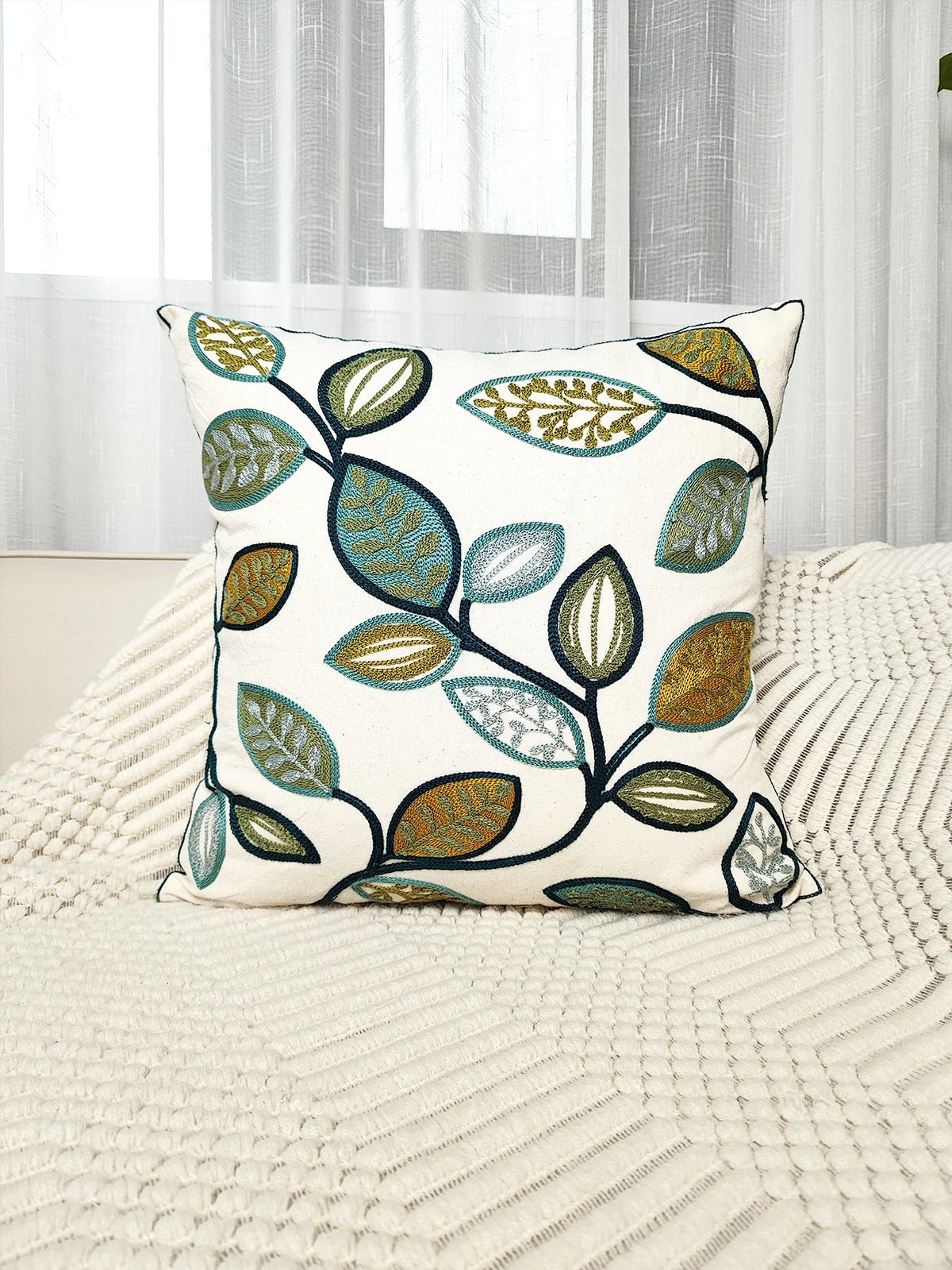 housse coussin brodé feuilles vertes dorées moderne salon décoration voiture 100 polyester durable