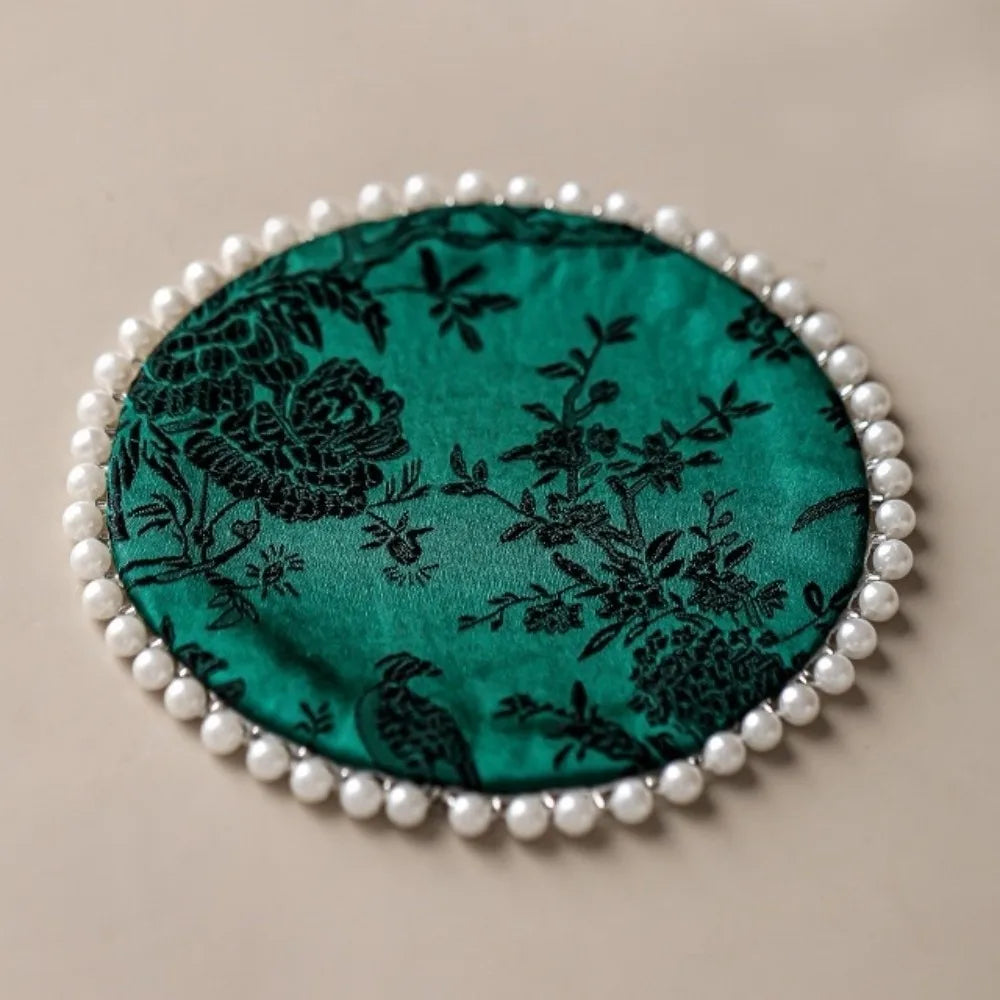 coasters brodés fleurs blanches coton opaques diverses couleurs traditionnels table