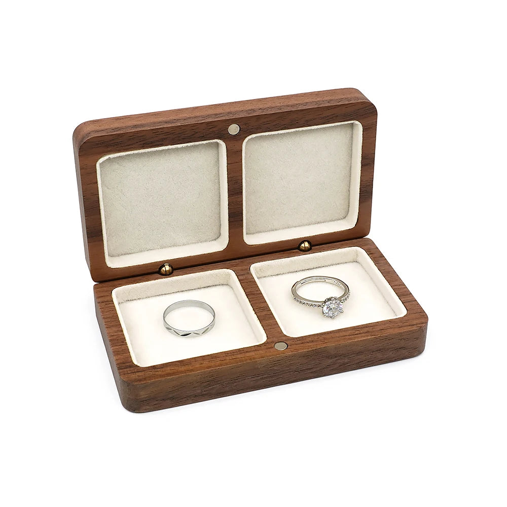 boîte bijoux bois foncé compartiments velours intérieur moderne anneaux rangement cadeau