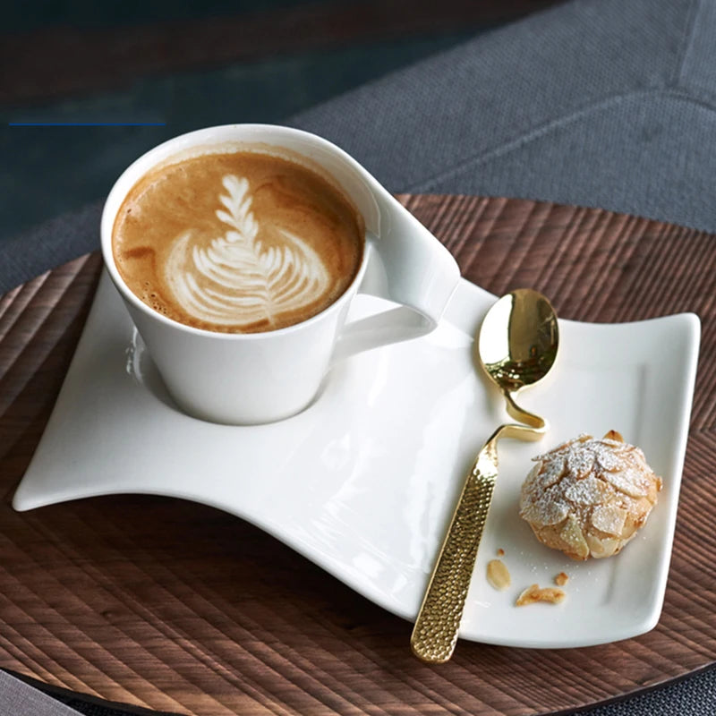 tasse blanc porcelaine moderne respectueux environnement 130ml 200ml 300ml 90ml cuillère dorée gâteau