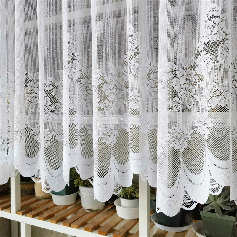 rideau blanc dentelle fleurs peony translucide fenetre classique romantique deco balcon