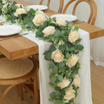 guirlande florale artificielle vertes feuilles blanches roses décoration romantique intérieur mariage anniversaire