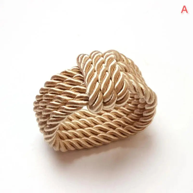 anneau serviette tissé corde beige artisanal adhésif élégant table restaurant mariage decoration noël opacité