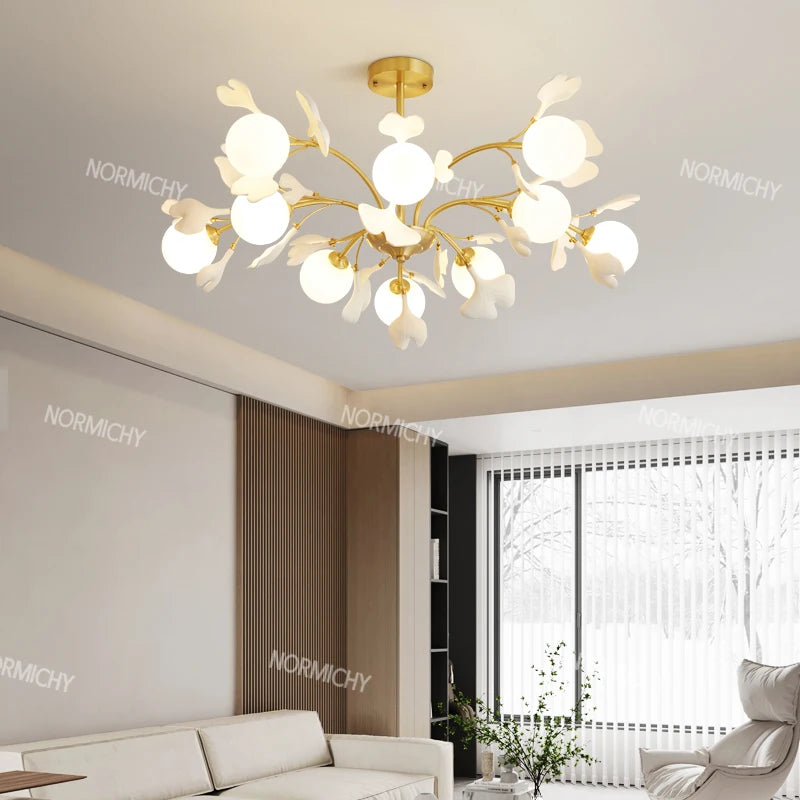lampe suspendue contemporaine or blanc fleurs opalescente 10 têtes chaîne neutre