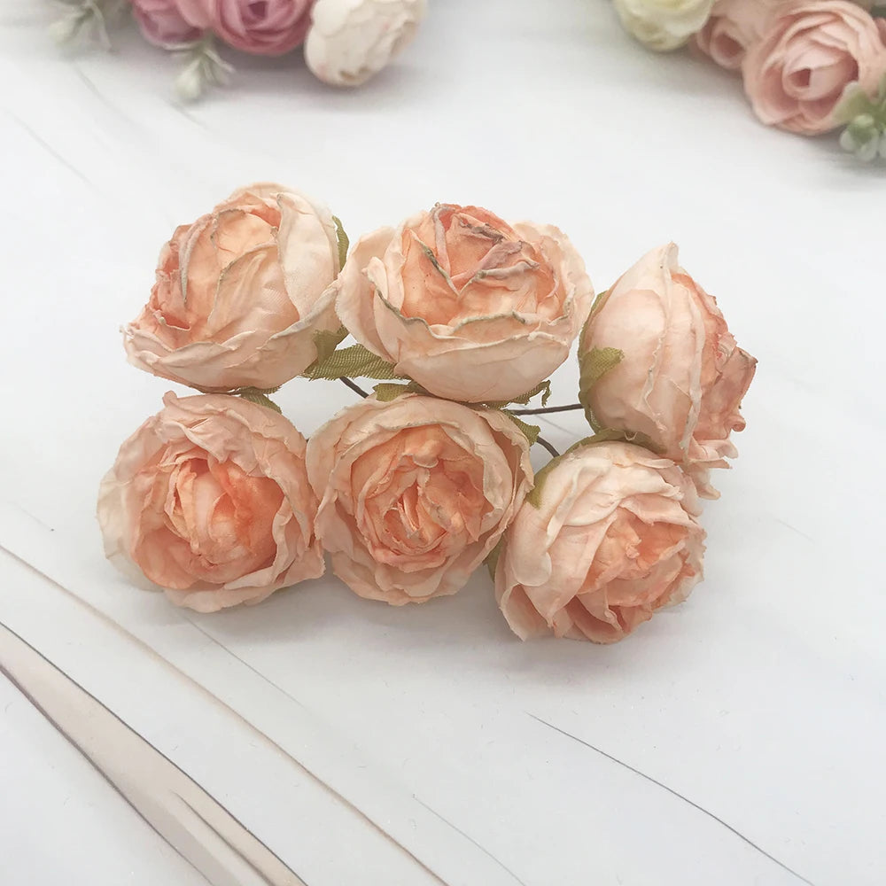 décoration intérieure vintage bouquet roses soie romantique mariage fleurs artificielles feuilles vertes tringle