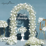 tapis floral arche decorative roses gypsophile mariage anniversaire decoration elegante festive