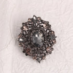 broche vintage strass métal ornements élégants femme décoration manteau robe festive