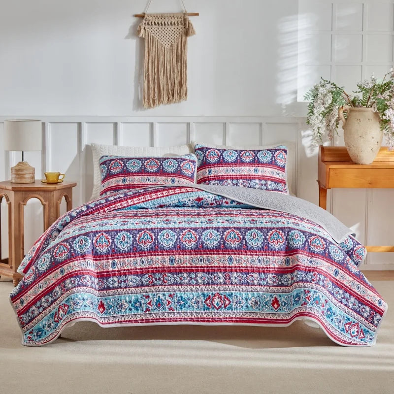 ensemble couvre lit matelassé microfibre géométrique floral boho chic multicolore rouge bleu beige taies